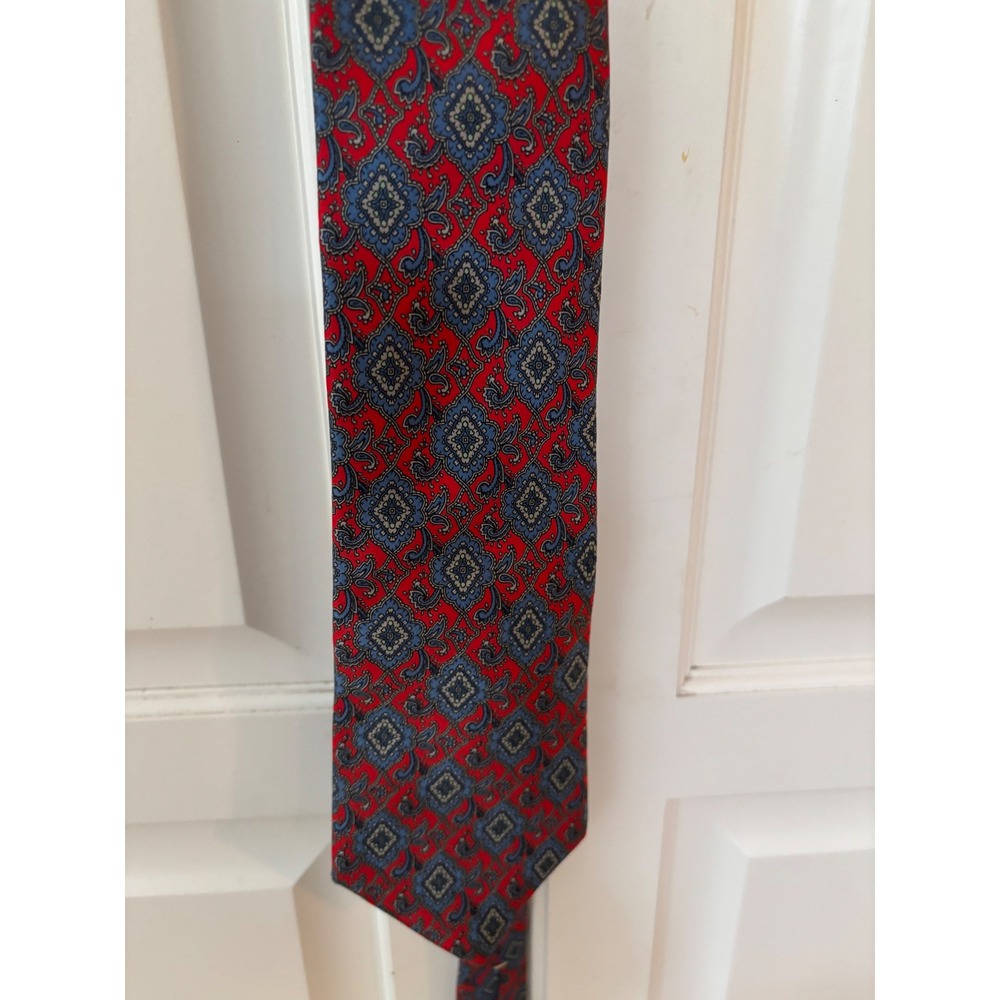 Mens 100% Silk Tie Made in USA Fabric From Italy Red Blue Paisley